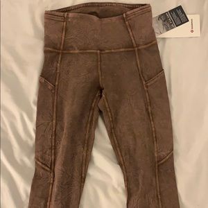 Lululemon leggings